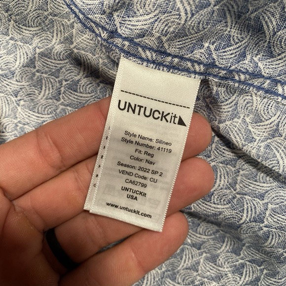 UNTUCKit Silineo 100% Linen Short Sleeve Button Shirt Mens Medium Wave Print - Picture 4 of 8